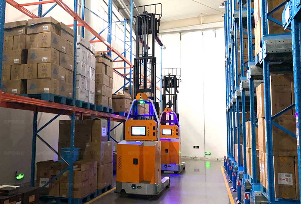 Side Standing Electric Reach Truck AGV Forklift